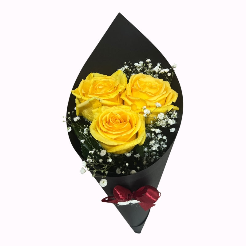 Tres rosas amarillas